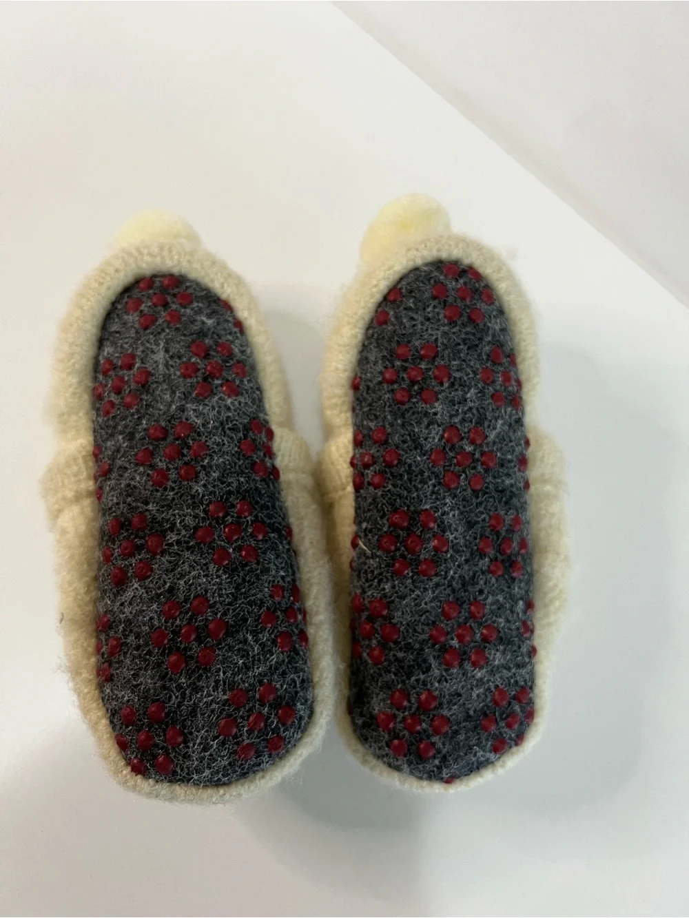 Garnet Hill Baby Boiled Wool Bunny Slippers Cream Embroidered Animal House Shoes